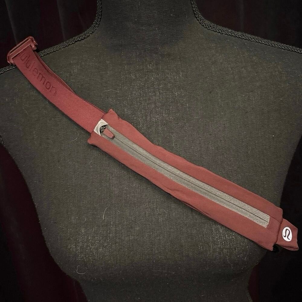 Lululemon Fast and Free Run Belt Mini
